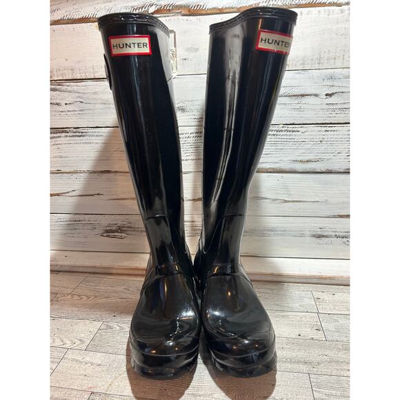 Hunter Women's size 6.5 Black Gloss Tall Rain Boots Classic Buckle Waterproof - Picture 1 of 8